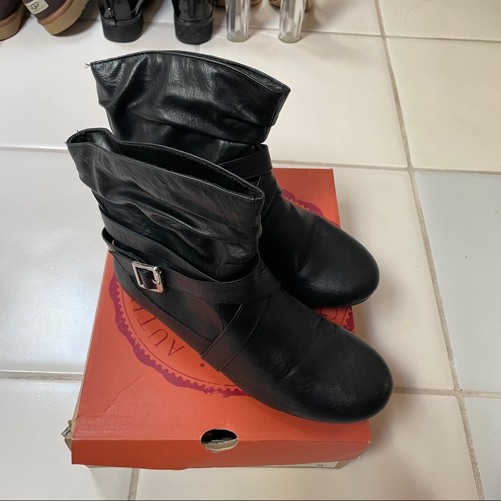 Ankle booties